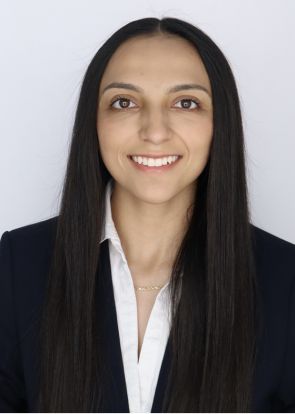 Dominique Campos headshot